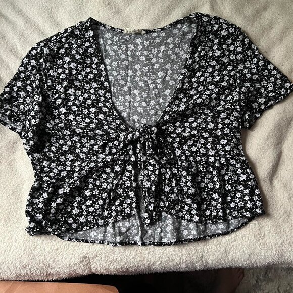 Pacsun Women's LA Hearts Floral Tie-Front Flowy Crop Top – Size M - Picture 2 of 5